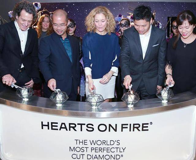 Hearts On Fire与著名英国珠宝设计师携手合作